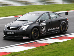 1ère photos de la Toyota Avensis NGTC