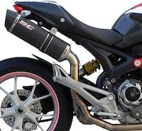 SC Project aligne la Ducati 1100 Monster.