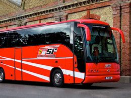 Offrez-vous un motorhome de la Scuderia Ferrari