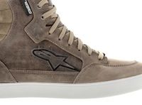 Alpinestars J-6 Waterproof: street-life à l'italienne