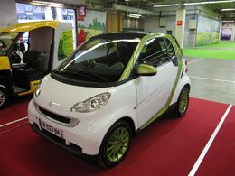 La smart fortwo electric drive devrait être proposée à la location dès 2012 pour un loyer mensuel à moins de 500 euros