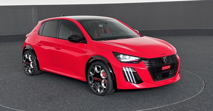 Peugeot sort les griffes avec la 208 GTi