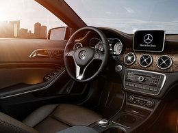 Mercedes rappelle près d'un million d'autos aux USA