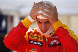 GP2 Hongrie : Di Grassi en pole, Grosjean dans le décor