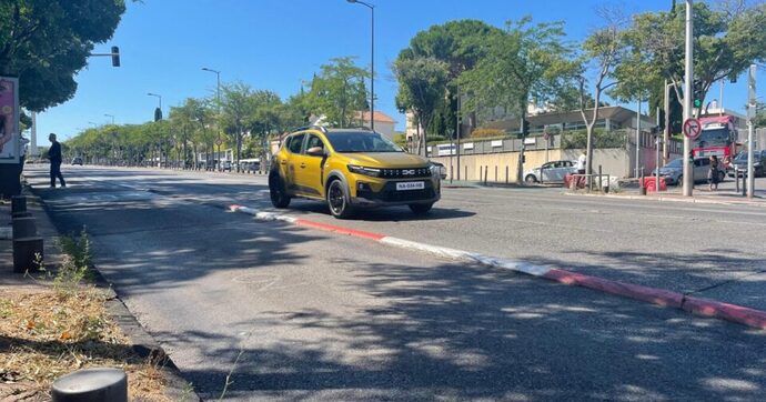 La future Dacia Sandero restylée bloque les rues de Marseille !