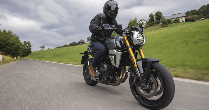 Belle, réussie mais chère cette Suzuki GSX-8T !