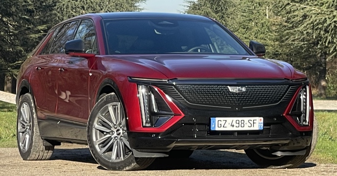 Cadillac n'est plus très loin de la stratégie de Jaguar et ça fait un peu peur