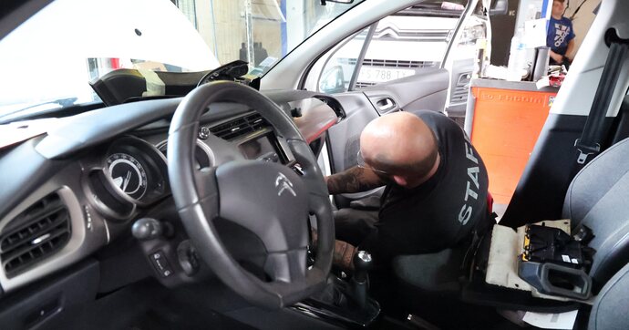 UFC-Que Choisir lance une action de groupe contre Stellantis dans l'affaire des airbags Takata