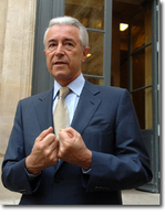 Gilles de Robien, ministre de l’Education Nationale : "Ma première voiture ? Une 4L bleue"
