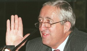 Décès de Jacques Calvet, ancien patron de PSA