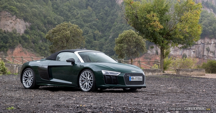 Une Audi R8 Spyder perturbe Caradisiac - "Dans le regard d'Eddy Clio" par Cédric Pinatel