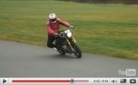 Vidéo Moto : Premiers tours de roue de la Norton Commando 961