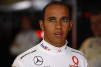 F1: Hamilton est excité à l'idée de piloter contre Schumi !