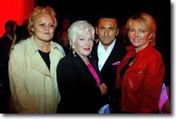 Embouteillage monstre pour le lancement de Pink TV