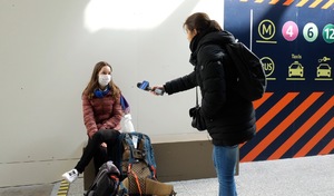 Les ambulants du confinement - Une étudiante rapatriée : "Tous les trains sont complets"
