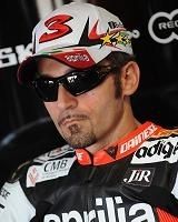 Superbike - Losail D.1: Aprilia dans le groupe de tête