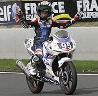 LA JUNIOR CUP ET LE CHALLENGE MONOBIKE disparaissent en 2011