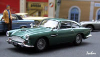Miniature - 1/43ème - ASTON-MARTIN DB4