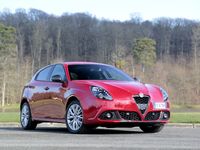 Essai vidéo exclusif - Alfa Romeo Giulietta restylée : qui va piano va sano