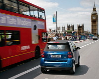 Londres : Daimler testera la Smart Fortwo plug-in électrique dès décembre 2007