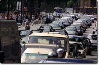 Emissions polluantes : les associations écolos reconnaissent les efforts des constructeurs français mais des progrès restent à faire...