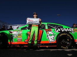 Nascar : Danica Patrick première "fille" à signer la pole au Daytona 500