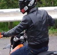 Essai Spidi Dirty Seven : un blouson qui ne passe pas inaperçu.
