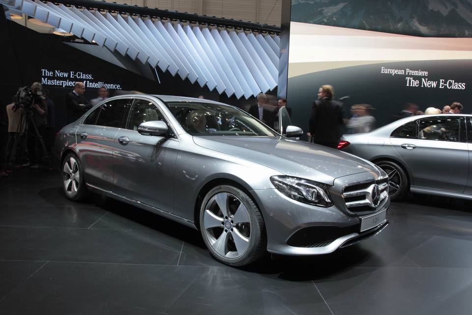 Nouvelle Mercedes Classe E : classique - Vidéo en direct du salon de Genève 2016 + 1er Live