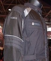 JPMS 2010 en différé : Mac Adam vous offre un bol d’air avec sa veste Airshield.