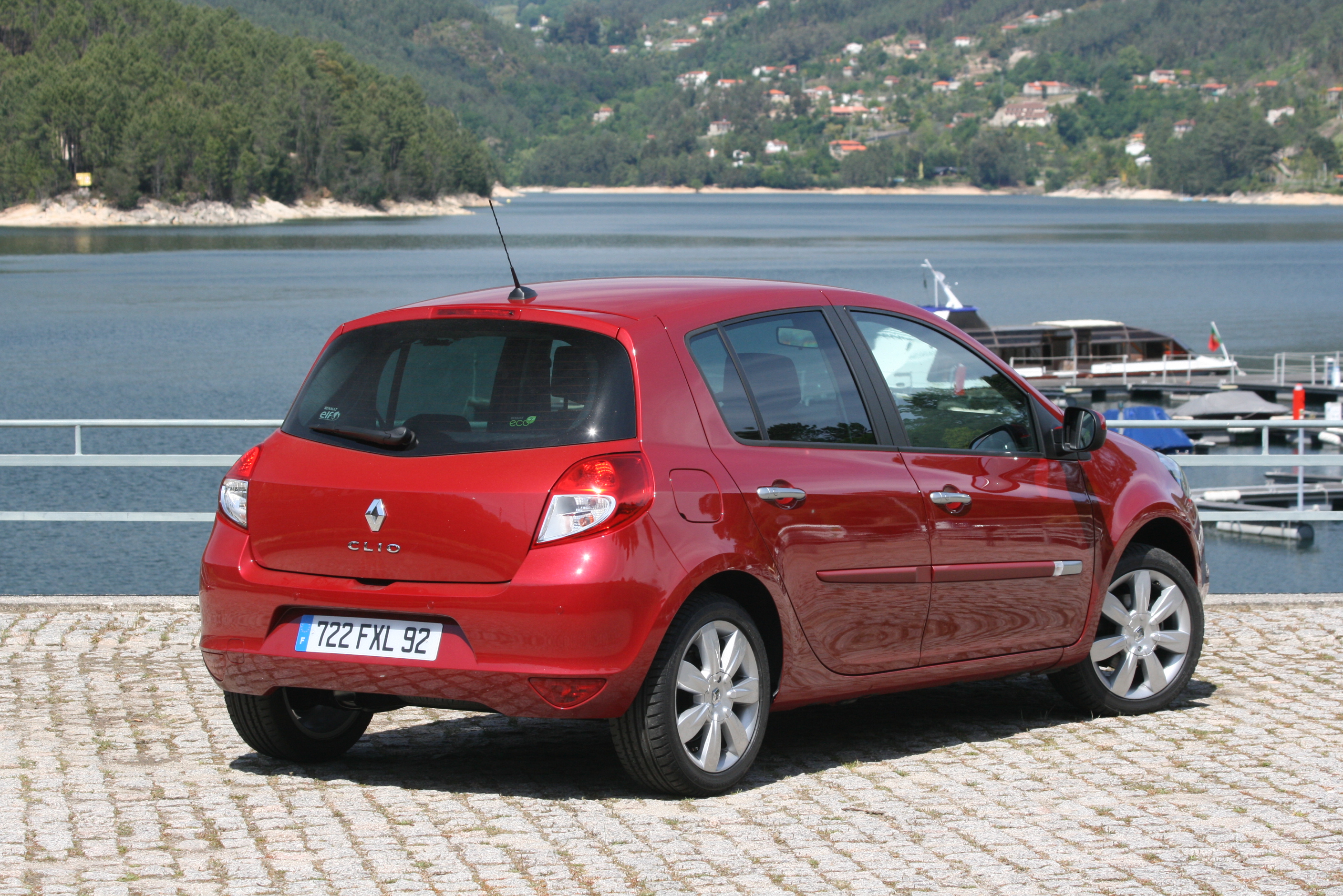 photos renault clio 3 caradisiac photos renault clio 3 caradisiac