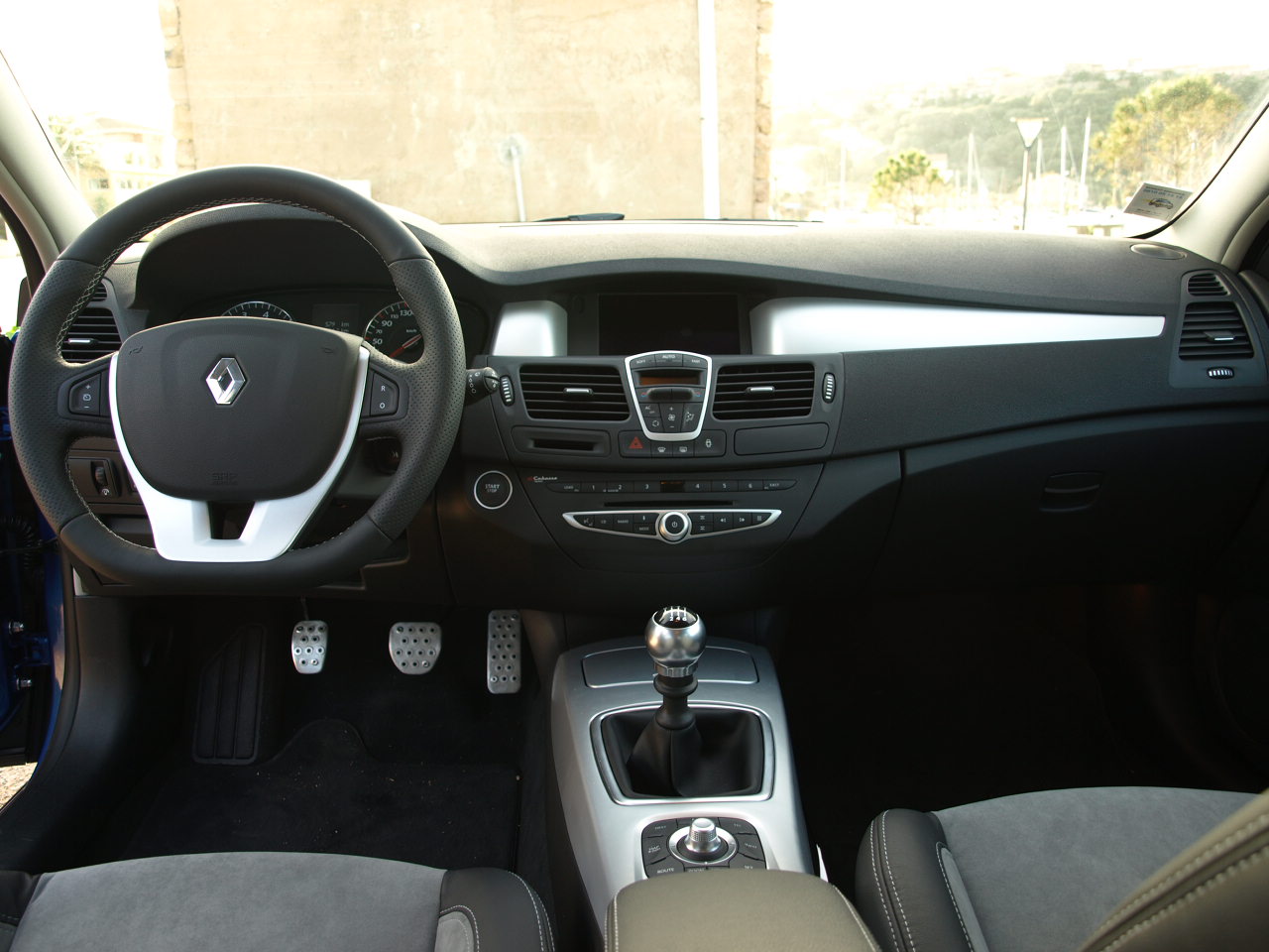 Photos Renault Laguna 3 - Caradisiac.com Photos Renault Laguna 3 - Caradisiac.com