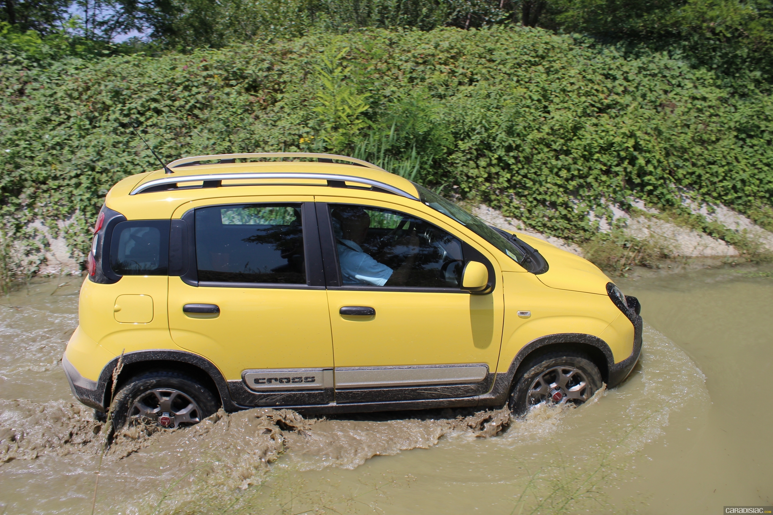Fiat Panda 4x4 Vs Fiat Panda Cross