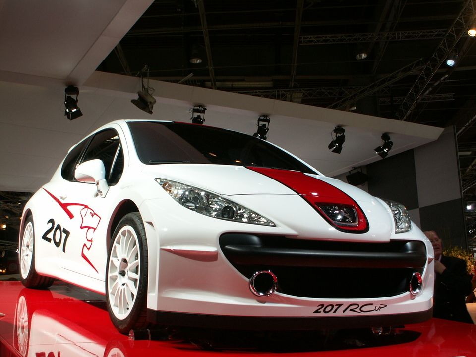 Photos Peugeot 207 Concept Rcup