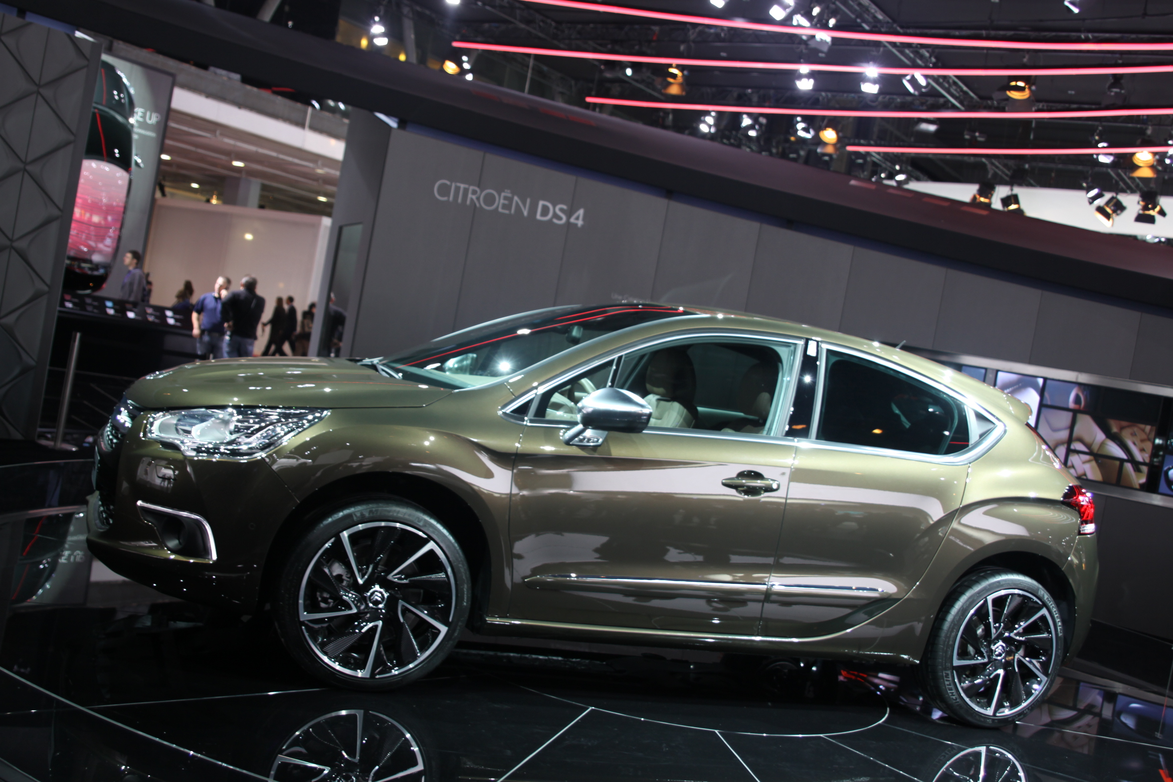 Photos Citroen Ds4 - Caradisiac.com