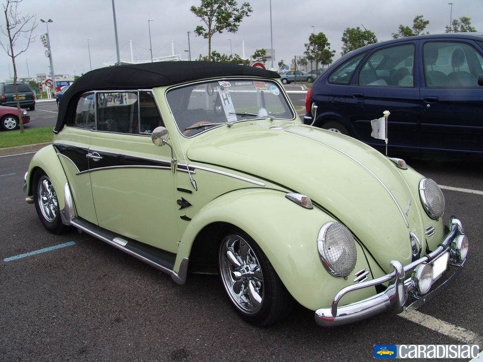 Coccinelles 1302 Rouges Biton Photos Volkswagen 1302